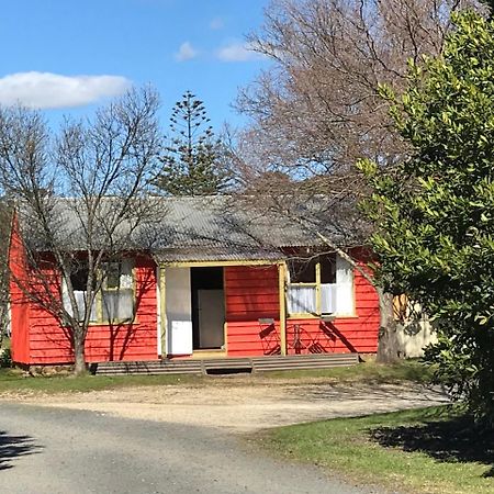 Somerset Beachside Cabin And Caravan Park Екстериор снимка