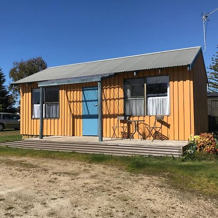 Somerset Beachside Cabin And Caravan Park Екстериор снимка