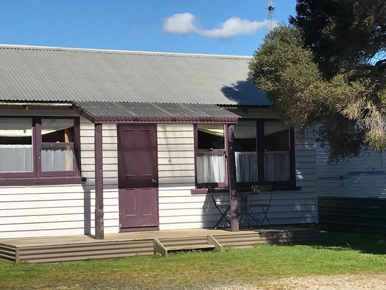 Somerset Beachside Cabin And Caravan Park Екстериор снимка
